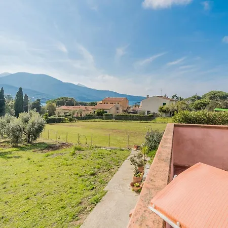 Villino Campo All'aia Holiday home *